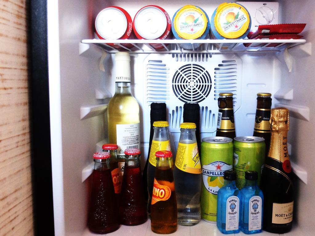Hostal Bon Sol サン・フェラン・デ・セス・ロケス エクステリア 写真